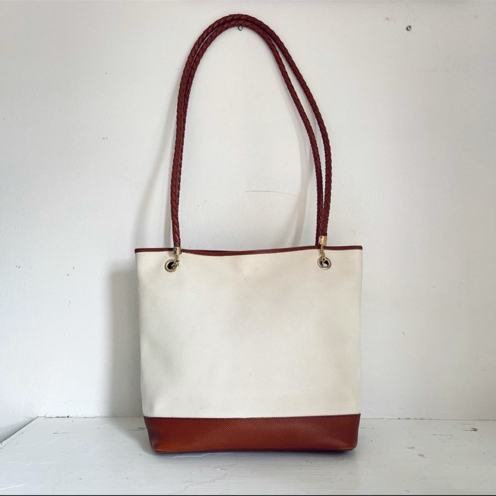Bottega Veneta Vintage Marco Polo Textured Leather Shoulder Bag Cream And Brown